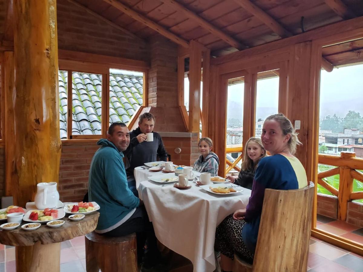 Atallaro Hospedaje Отавало Екстер'єр фото